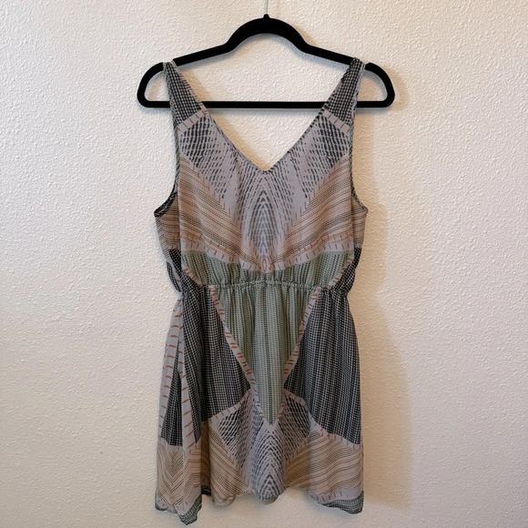 Quicksilver Women’s Silk Dress - Picture 2 of 4